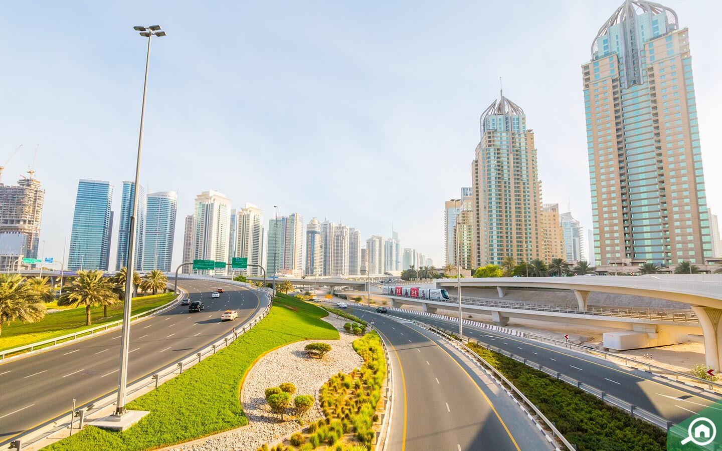 living in dubai marina