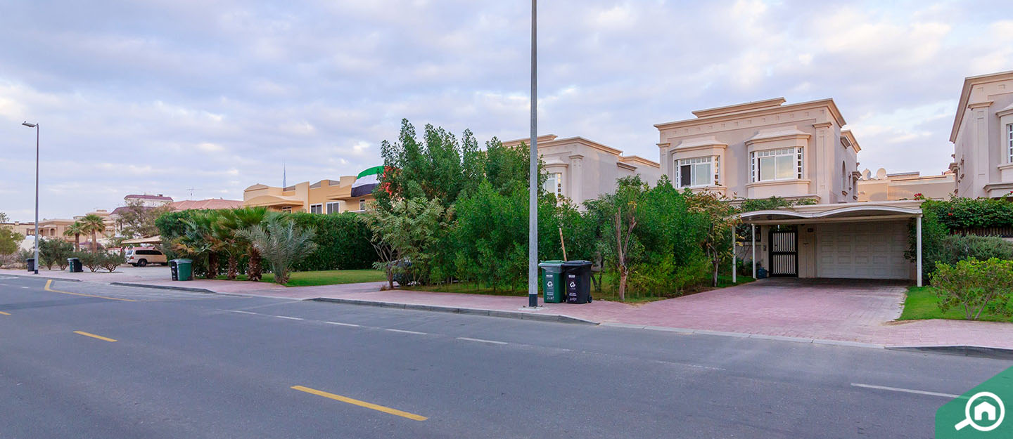 Umm Suqeim 2 Area Guide Bayut