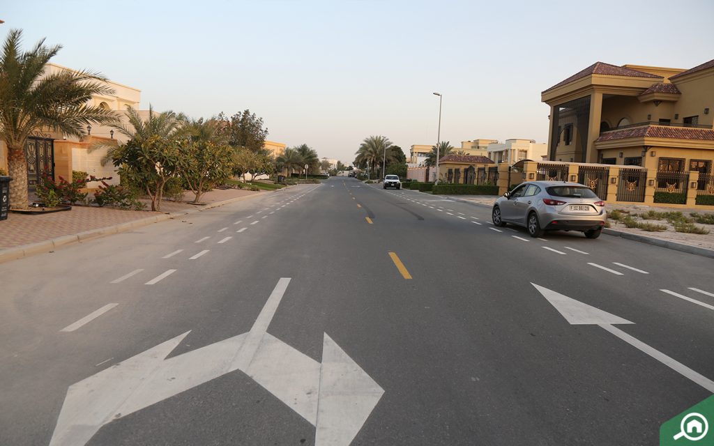 مواقف السيارات عامة
