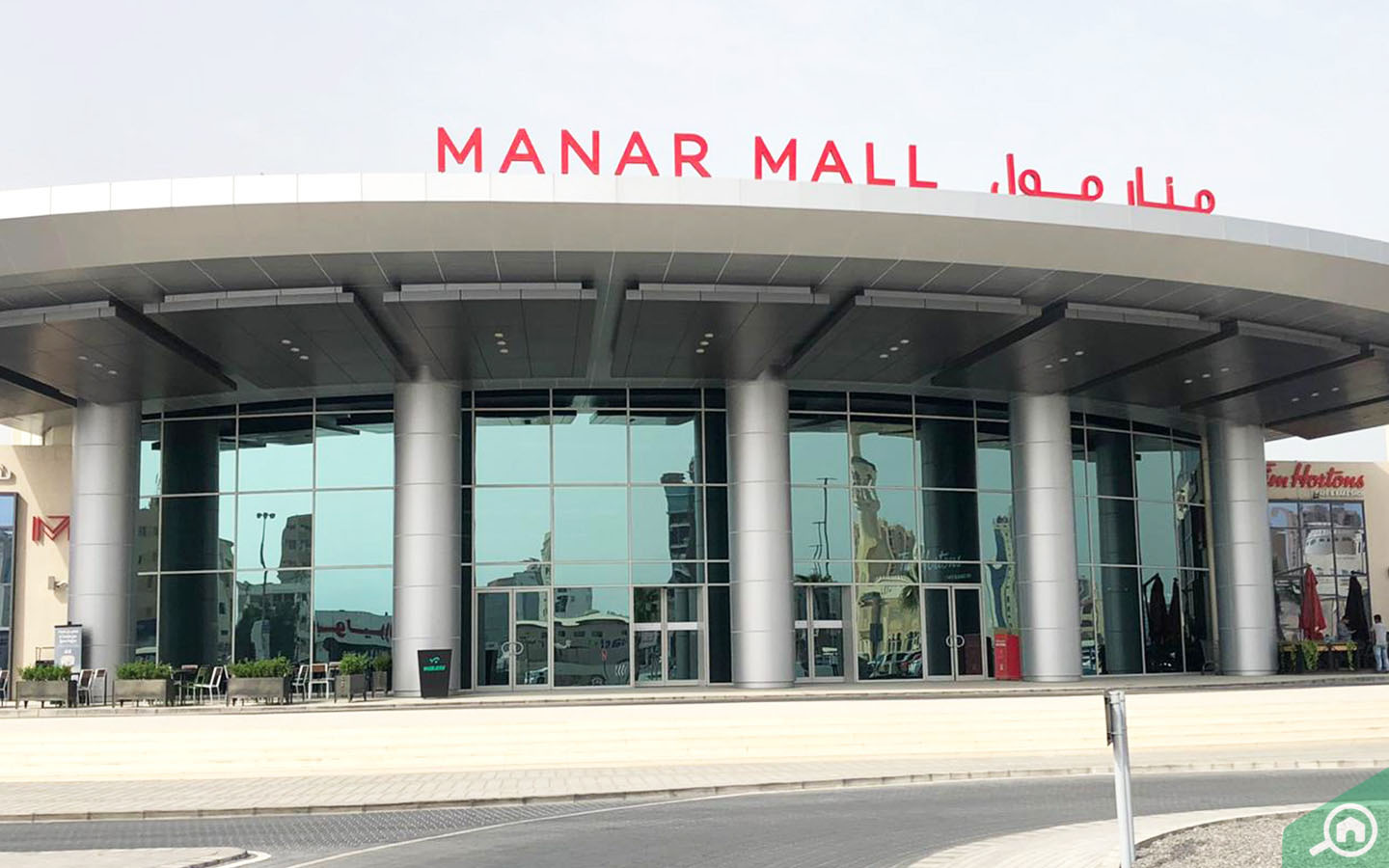 outside view of Manar Mall 