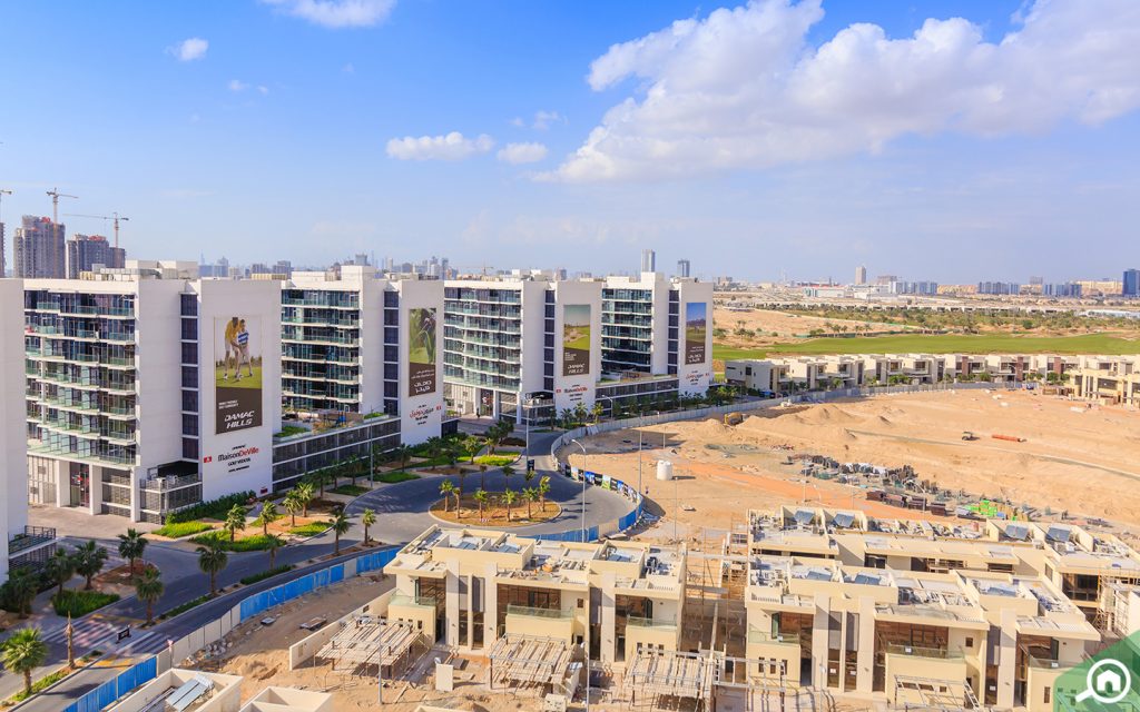الأبراج السكنية في المنطقة