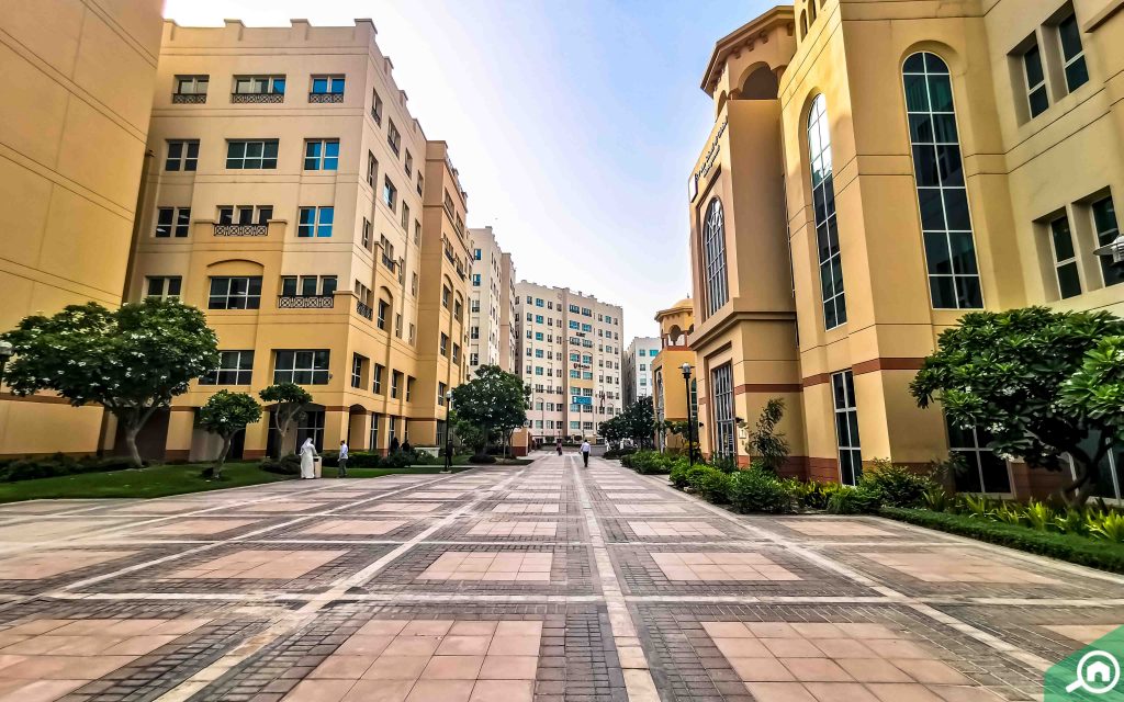 مساكن طلابية