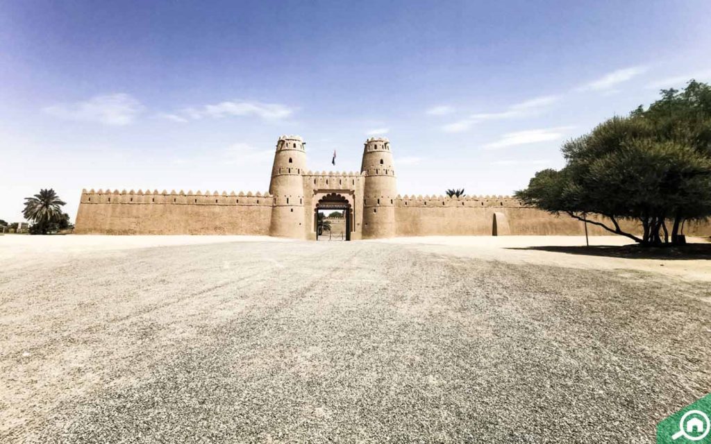 Outside view of Al Jahili Fort