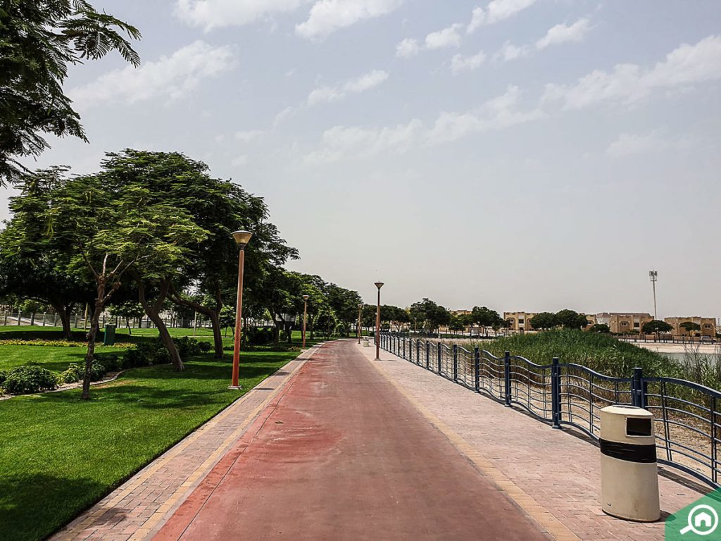 حديقة بحيرة القوز