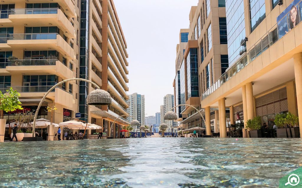 bay square near al jafiliya