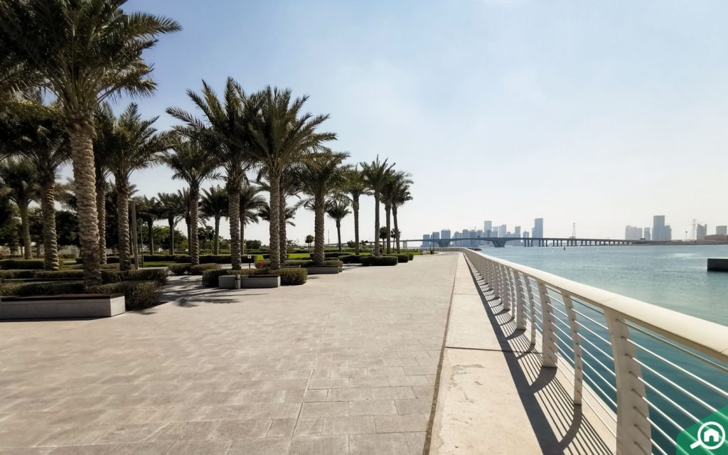 louvre abu dhabi near saadiyat beach