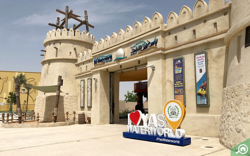 yas waterworld near al reef downtown