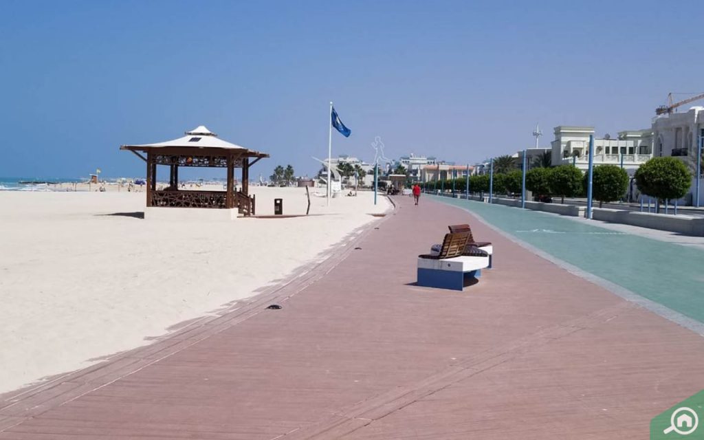 beaches near umm suqeim 2