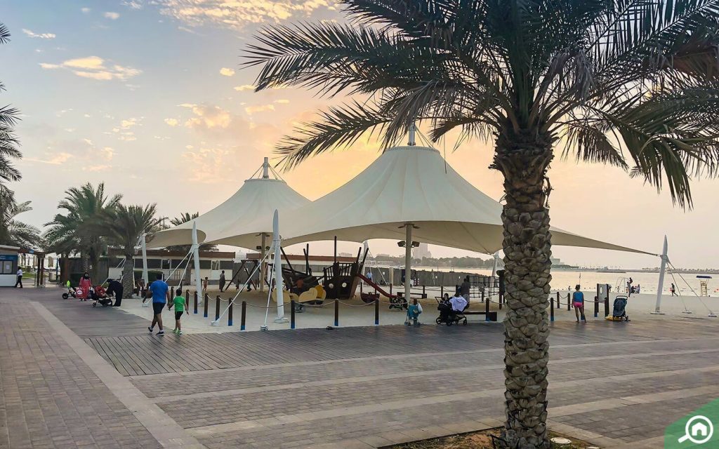 الأنشطة الخارجية في منطقة الخالدية