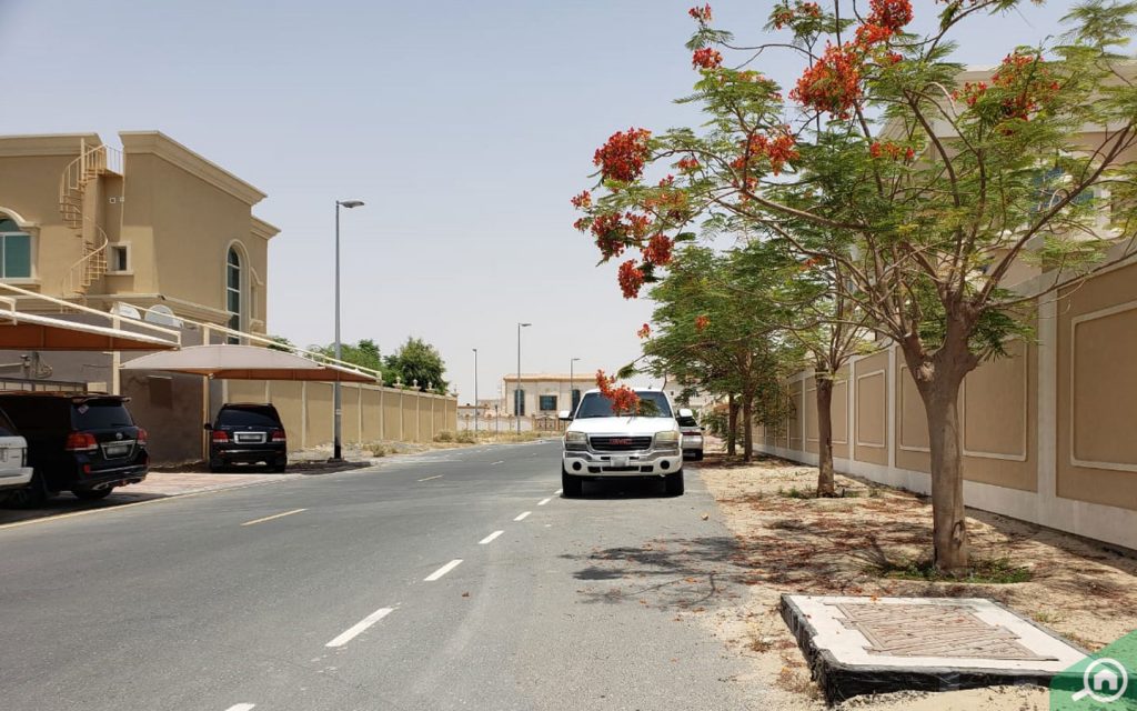 living in oud al muteena 3