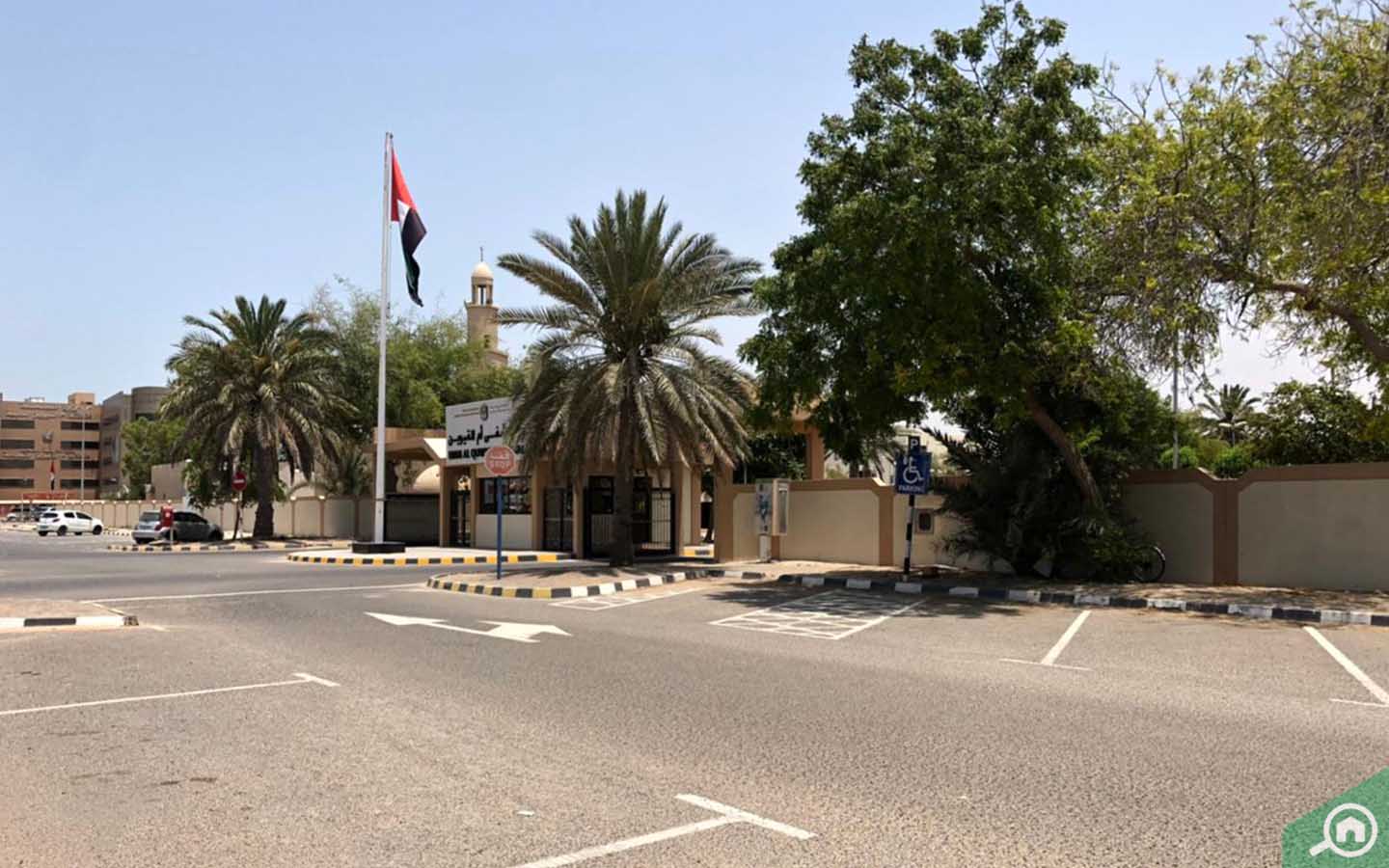 مستشفى أم القيوين