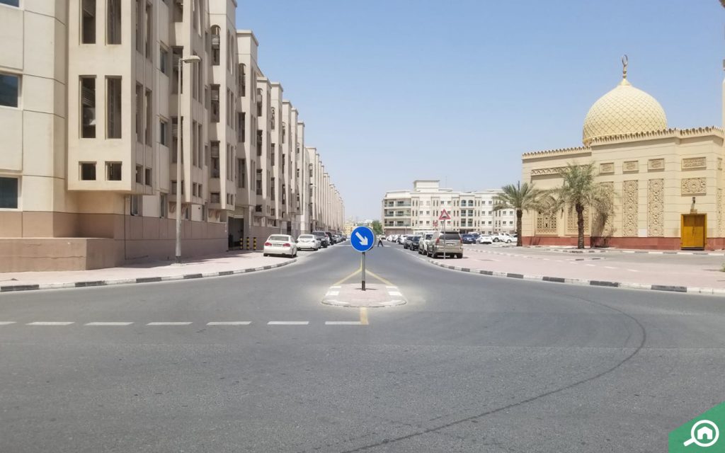 Muhaisnah 4 Area, Neighbourhood & Lifestyle Guide » Bayut™